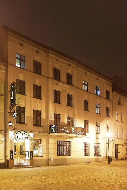 Hotel Pod Orlem Torun Exterior photo
